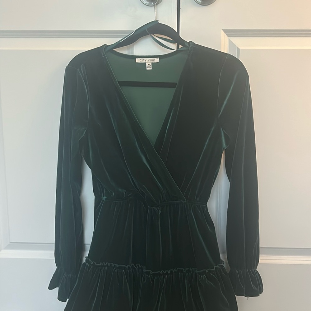 Velvet green HOCO dress!